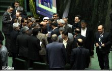 گفتگوی نوروزی و وزیربهداشت درصحن علنی مجلس